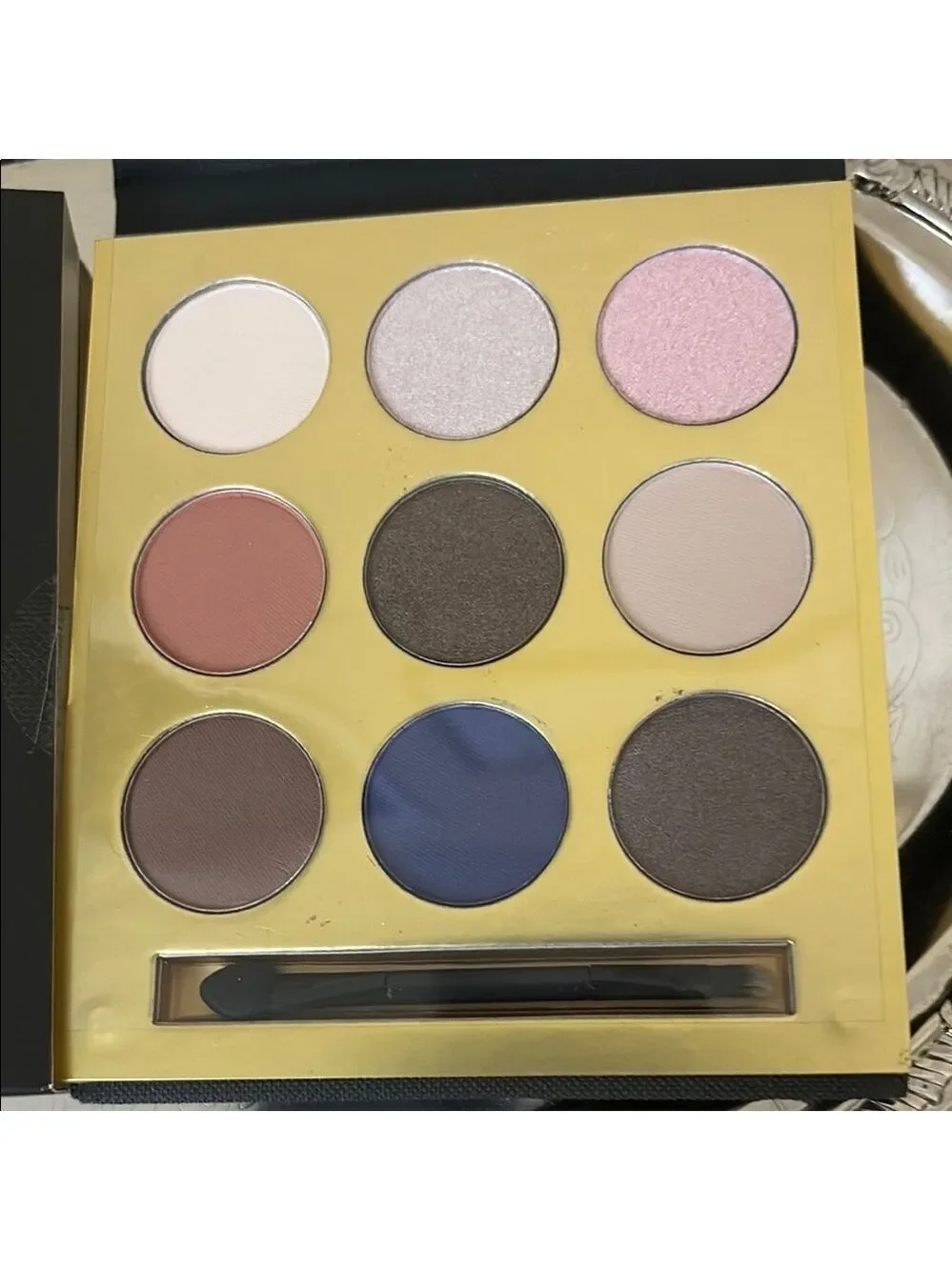 Be Denno Eyeshadow Palette NIB
